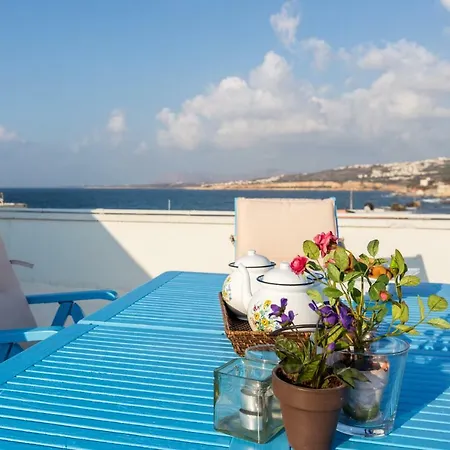 Sea View Penthouse With Roof Garden * Chania (Crete)