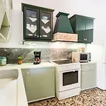 Sea View Penthouse With Roof Garden Apartment