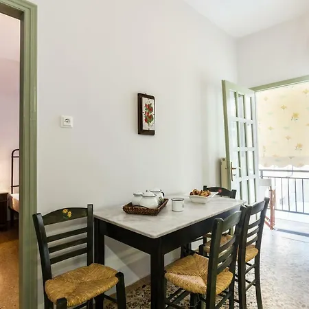 Sea View Penthouse With Roof Garden La Canea
