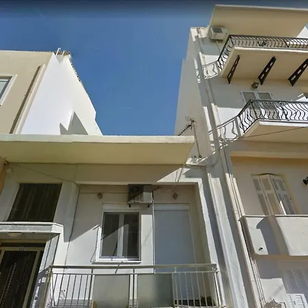 Апартаменты Sea View Penthouse With Roof Garden