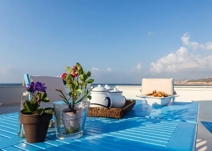 Sea View Penthouse With Roof Garden Апартаменты *