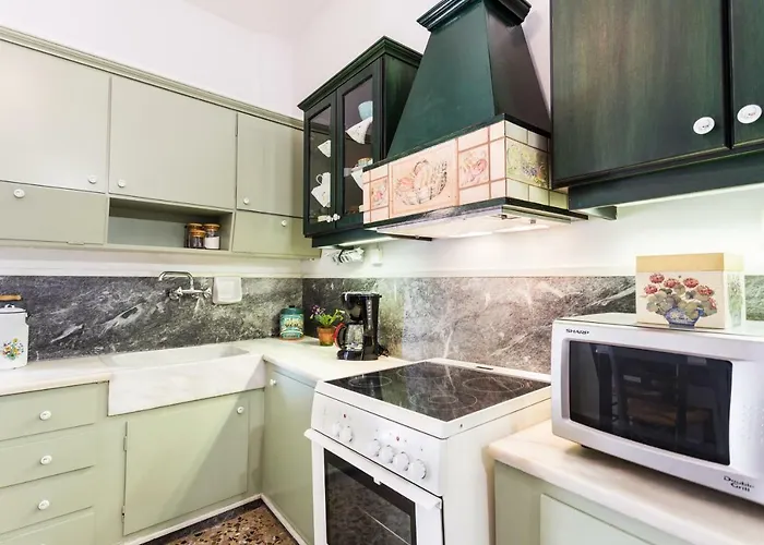 Sea View Penthouse With Roof Garden Апартаменты