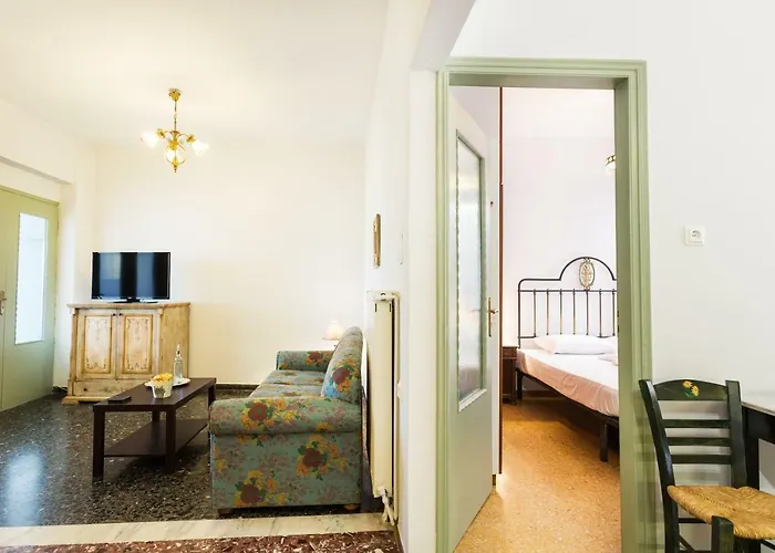 Sea View Penthouse With Roof Garden *